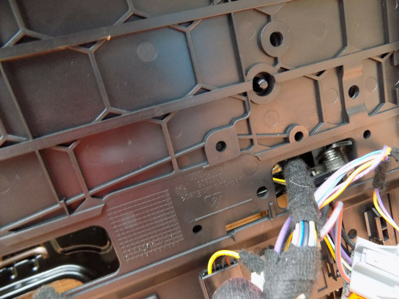 RANGE ROVER EVOQUE GENUINE FRONT SEAT LEATHER LEFT PASSENGER SIDE