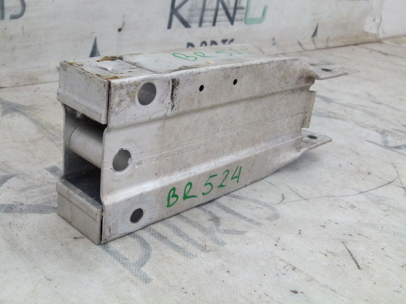 MERCEDES W212 FRONT BUMPER RIGHT SIDE EXTENSION REINFORCER A2126200895