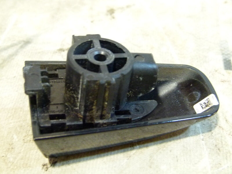 RANGE ROVER SPORT 13-17 FRONT LEFT DOOR HANDLE LOCK PLUG GENUINE