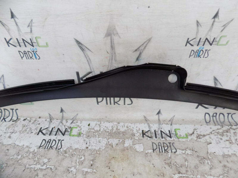 AUDI A4 B8 1.8 TFSI 2009-2015 RHD WINDSHIELD WATER DEFLECTOR 8K2819403