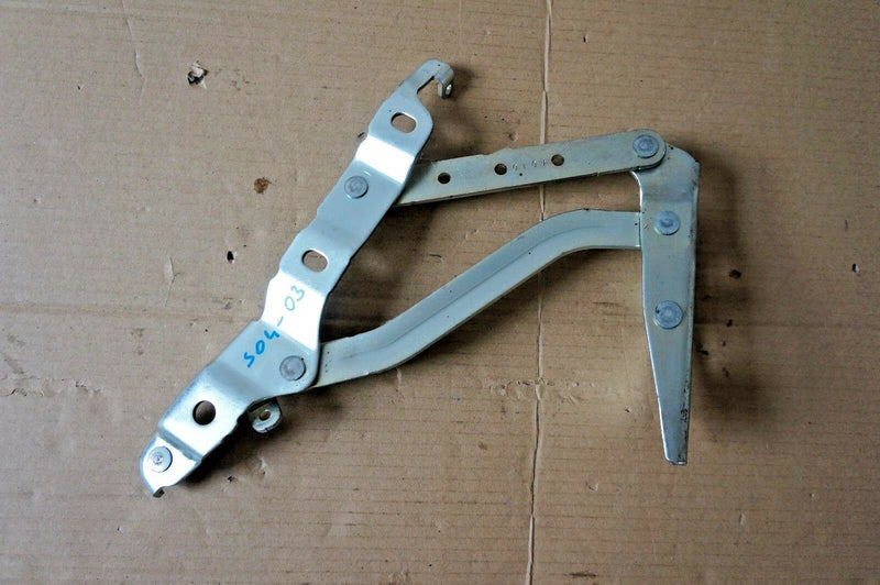 AUDI A5 8F 2012-2016 CONVERTIBLE BOOT LID HINGE REAR  LEFT 8F0827301A (S04-03)