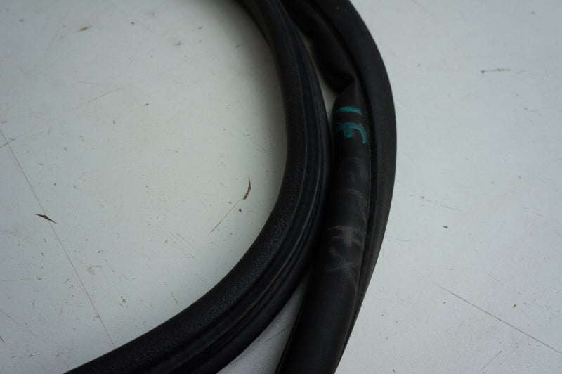 FORD C-MAX MK1 2003-2010 FRONT LEFT DOOR RUBBER SEAL