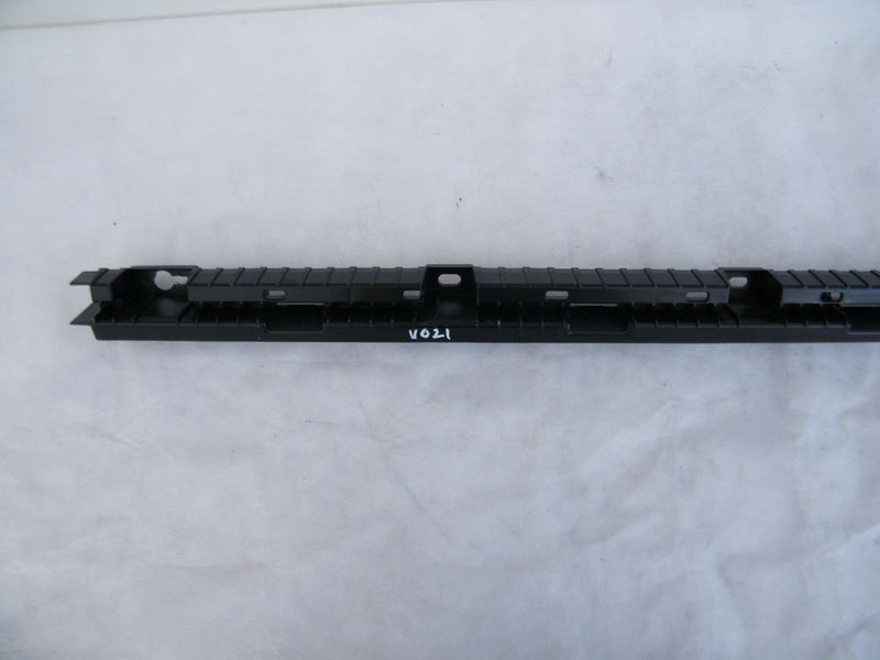 Volvo XC90 2016-17 Rear Bracket Trim Mudflaps 31395857 (V021)