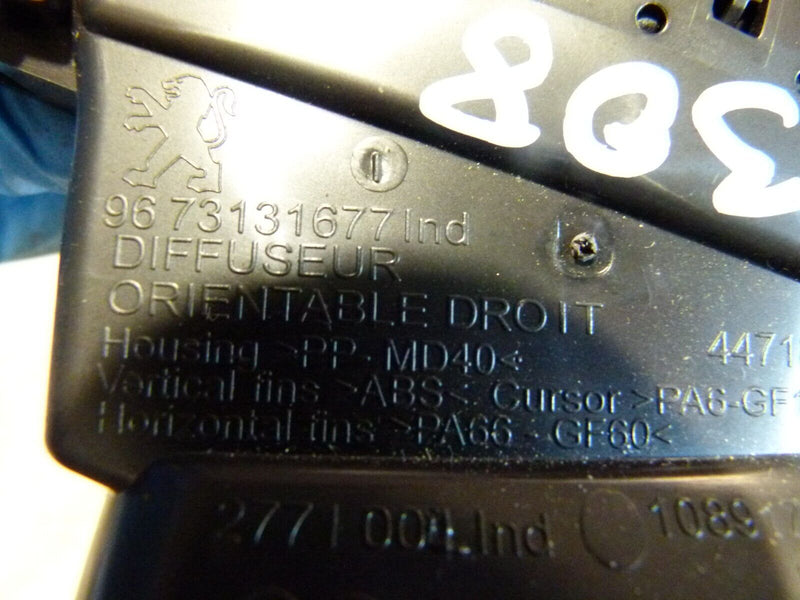 PEUGEOT 308 SW ESTATE 2017-21 FRONT RIGHT DASHBOARD AIR DUCT 9673131677