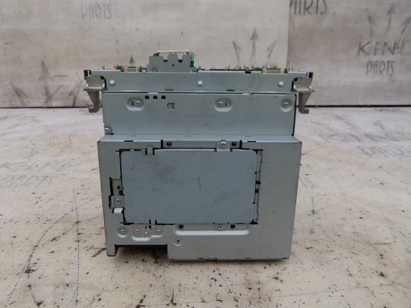 MERCEDES C CLASS W204 2007-2011 CAR RADIO HEAD UNIT GENUINE A2049007009