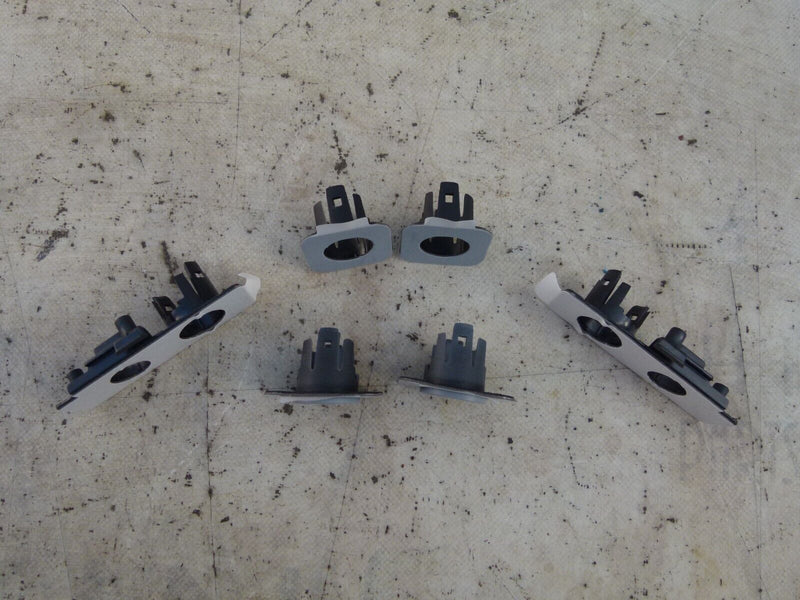 BMW 3 F30 2011-15 FRONT BUMPER PDC BRACKET HOLDERS GENUINE 8067882