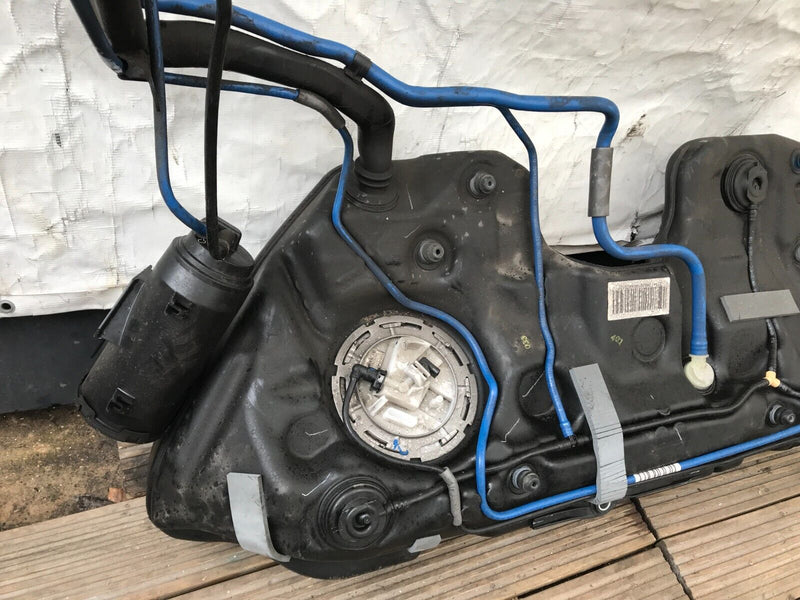 MERCEDES GLC 250 X253 2.0 PETROL GENUINE FUEL TANK PUMP & CARBON CHARCOAL FILTER