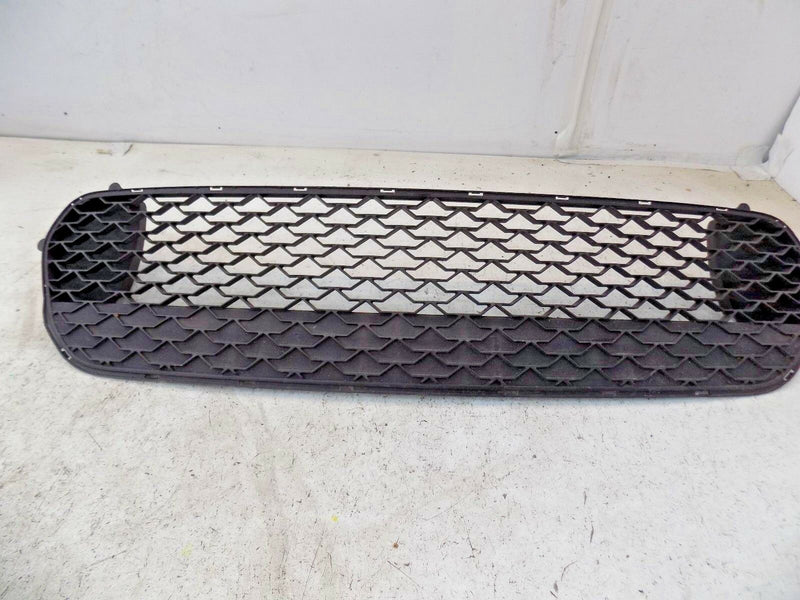 SUBARU IMPREZA WRX 2008-2012 FRONT BUMPER GRILLE OEM 57731CA120 (B01-08)