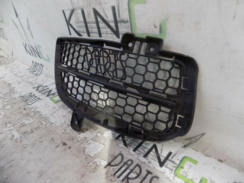 VW TOUAREG 2007-2010 LCI RIGHT SIDE FRONT BUMPER GRILLE LOWER 7L6853666B