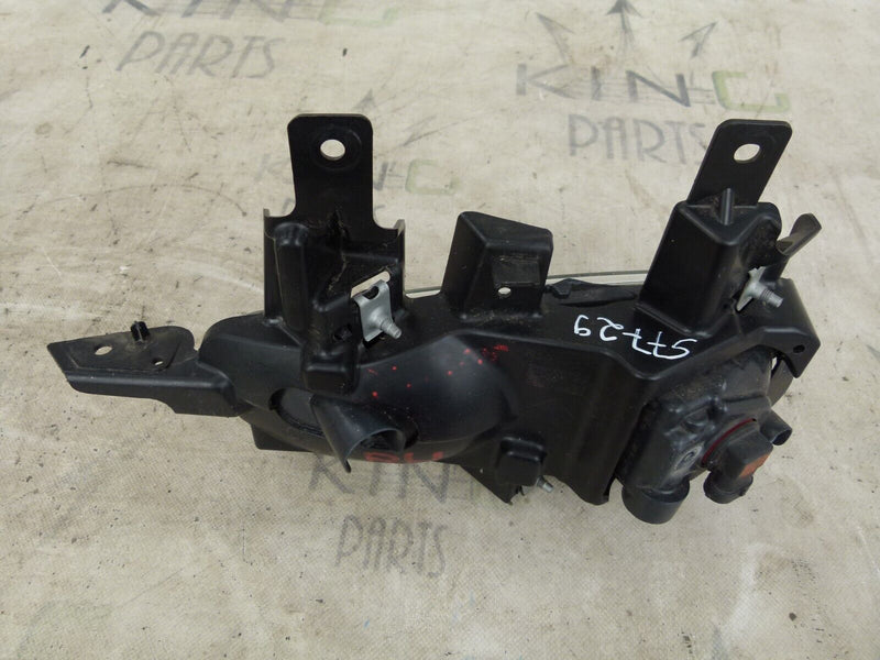 NISSAN QASHQAI J11 2013-17 RIGHT FOG LIGHT BRACKET GENUINE 26910HV00A