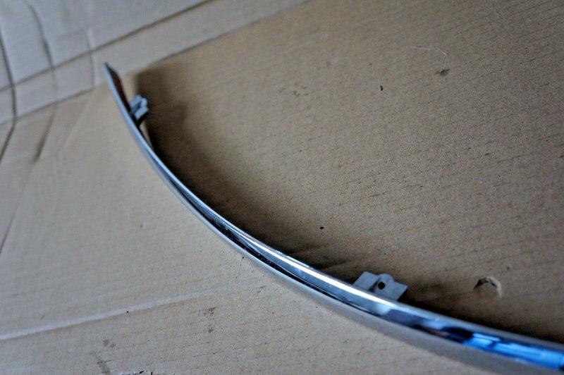 AUDI A6 AVANT 2009 trim strips for bumper front left 4F0 853 065 (S06-05)