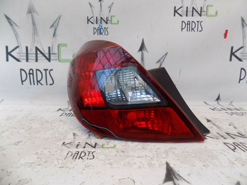 VAUXHALL CORSA D 5DR 2006-2014 REAR LEFT LIGHT LAMP *DAMAGE* 13296479