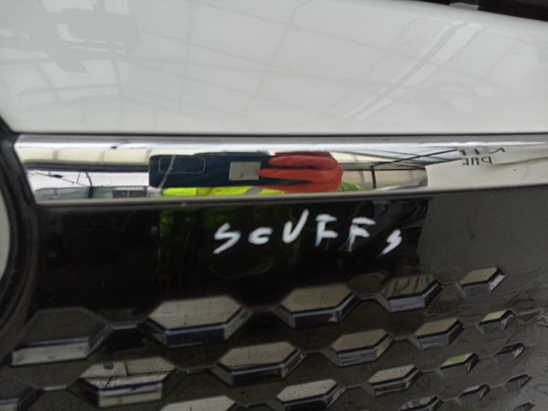 MAXUS LDV eDELIVER 9 EV 2020-ON FRONT BUMPER GRILL C00295539-M001
