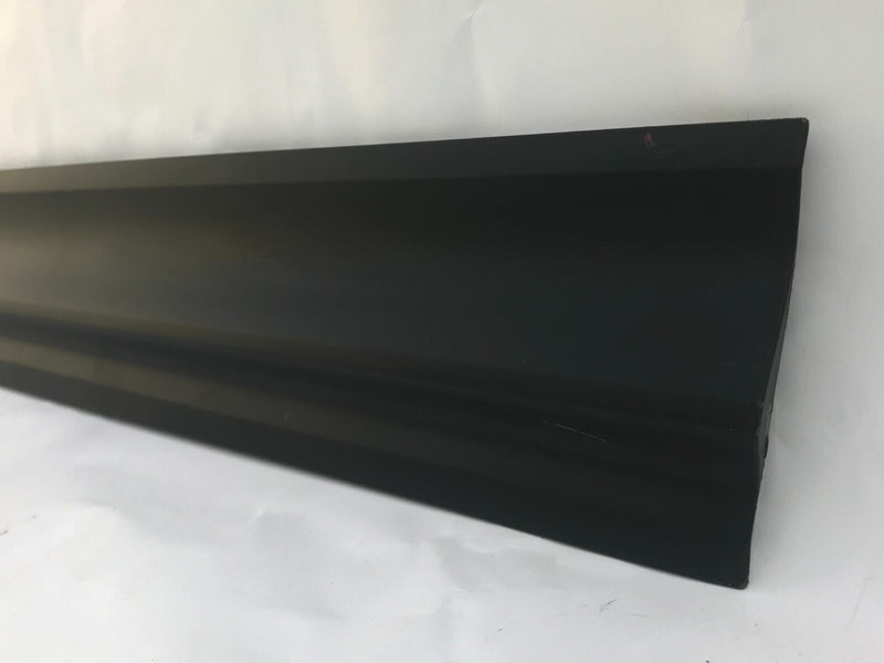 PORSCHE MACAN S T GTS 2022-ON FRONT DOOR PANEL TRIM MOULDING LEFT SIDE 95B837889