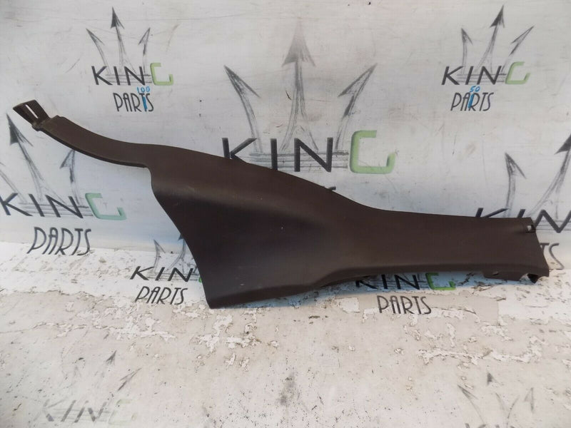 LAND/RANGE ROWER EVOQUE 2011-2019  RIGHT SIDE PILLAR TRIM BJ32-31070-AEW