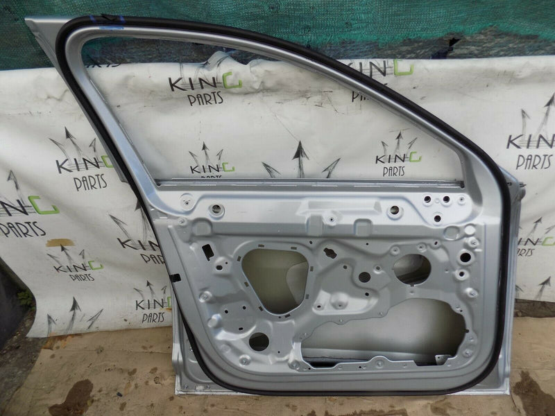 AUDI A6 C8 4K 2018-ON LEFT PASSENGER FRONT DOOR SILVER GENUINE 4K0831333
