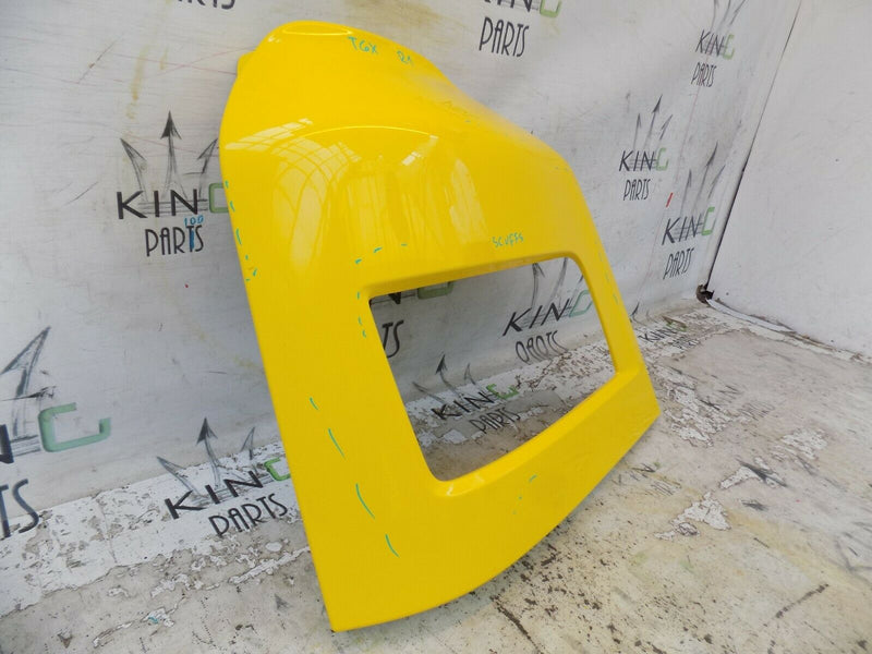 MAN TGX EURO 6 2020+RIGHT BUMPER CORNER HEADLIGHT SURROUND YELLOW 81416106750