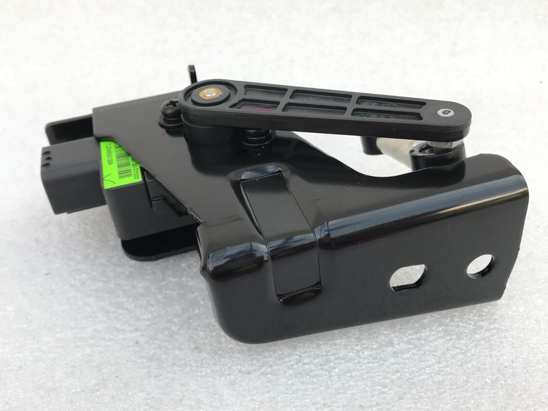 HYUNDAI TUCSON MK3 TL 2015-2019 HEADLIGHT LEVELING SENSOR & BRACKET 92190-D7000