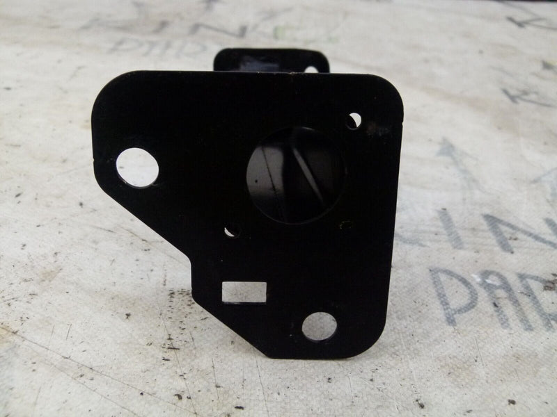 RENAULT CAPTUR MK2 2019-ON FRONT RIGHT CRASH BAR BRACKET 561103790R