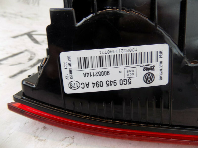 VW GOLF 7 2012-2016 HATCHBACK BOOT LID TAILGATE RIGHT LED LIGHT LAMP REAR