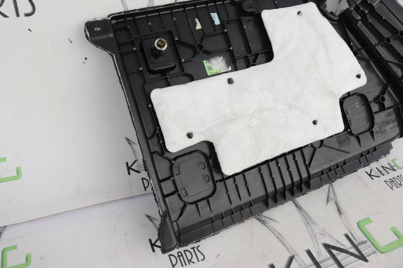 BMW X6 E71 2008-2013 RIGHT SIDE TRUNK LID COVER PANEL IN BLACK CARPET 7246971