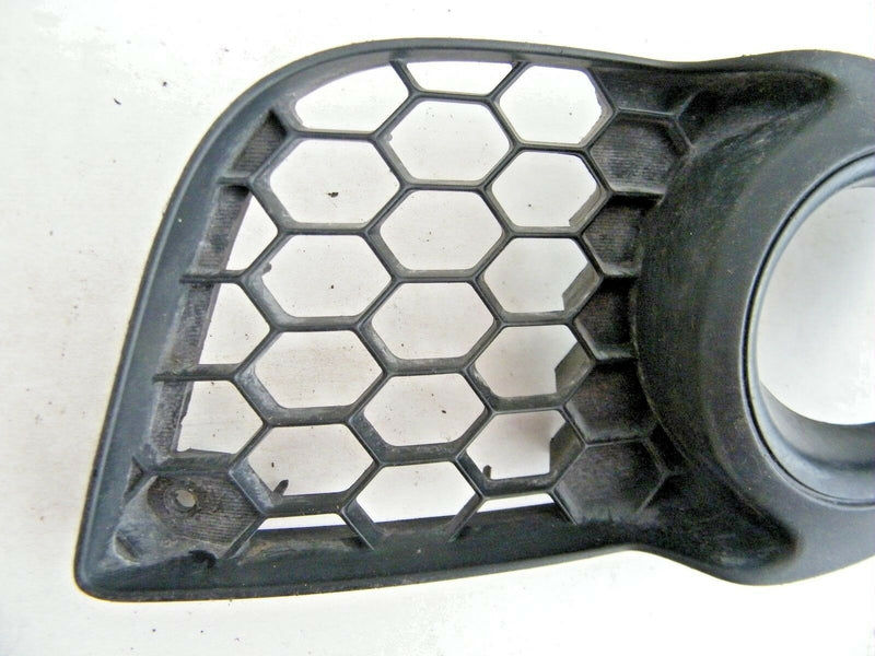 MITSUBISHI LANCER SPORTBACK 2009-2011 FRONT BUMPER LOWER GRILL 8321A124 (S15-30)