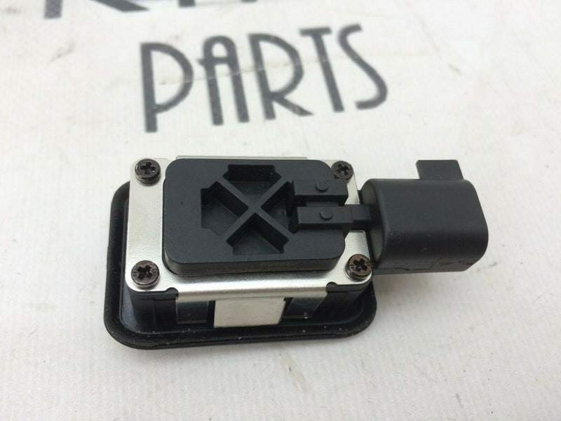RANGE ROVER L405, L494, L538 L560 TAILGATE BOOT TRUNK SWITCH RELEASE GX73-14K147
