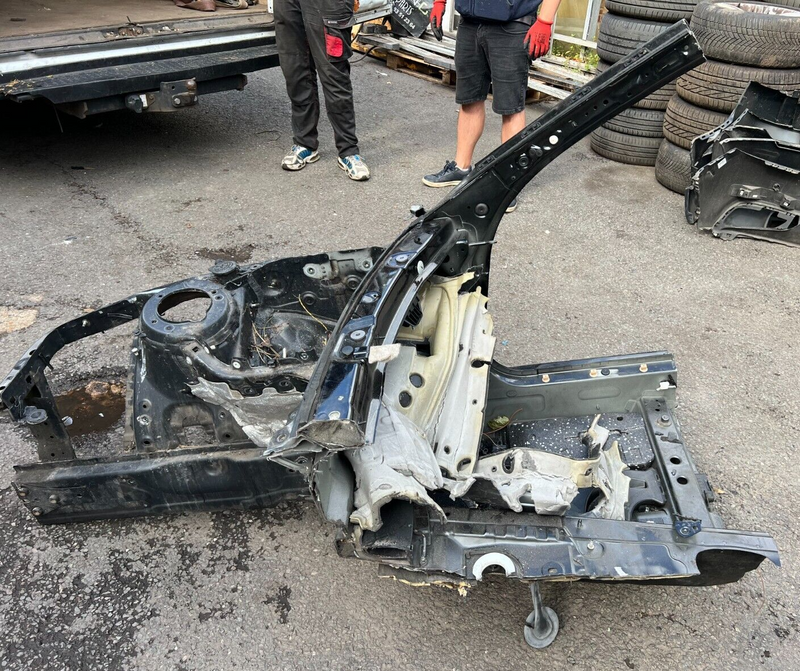 BMW 3 SERIES F30 2012-18 RIGH SIDE FRONT END BODY QUARTER PANEL PILLAR A CHASSIS