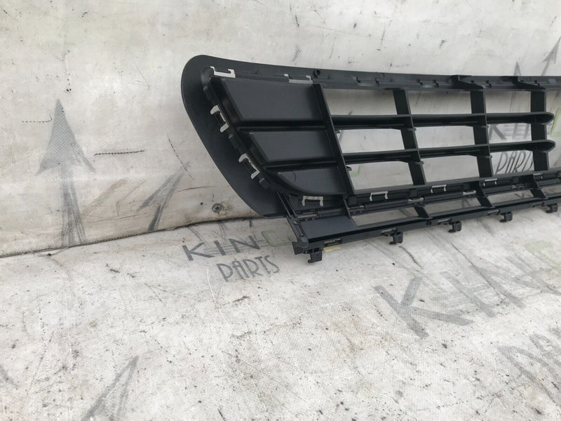 VW GOLF MK7 2013-2017 FRONT BUMPER LOWER GRILLE GENUINE 5G0853677