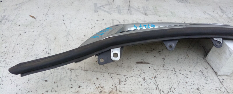 LEXUS IS250 2006-2009 FRONT BUMPER GRILL 53155-53110
