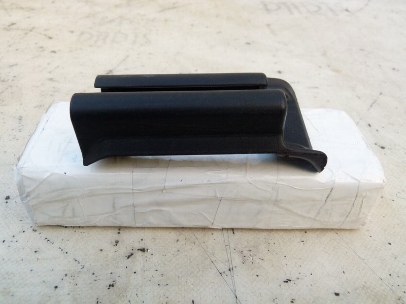 MERCEDES C W204 2007-2011 FRONT RIGHT SEAT RAIL COVER GENUINE A2049190220