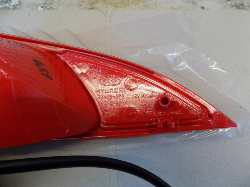HYUNDAI IX35 RHD  REAR RIGH BUMPER FOG LIGHT DRIVER SIDE GENUINE 92406-2Y3