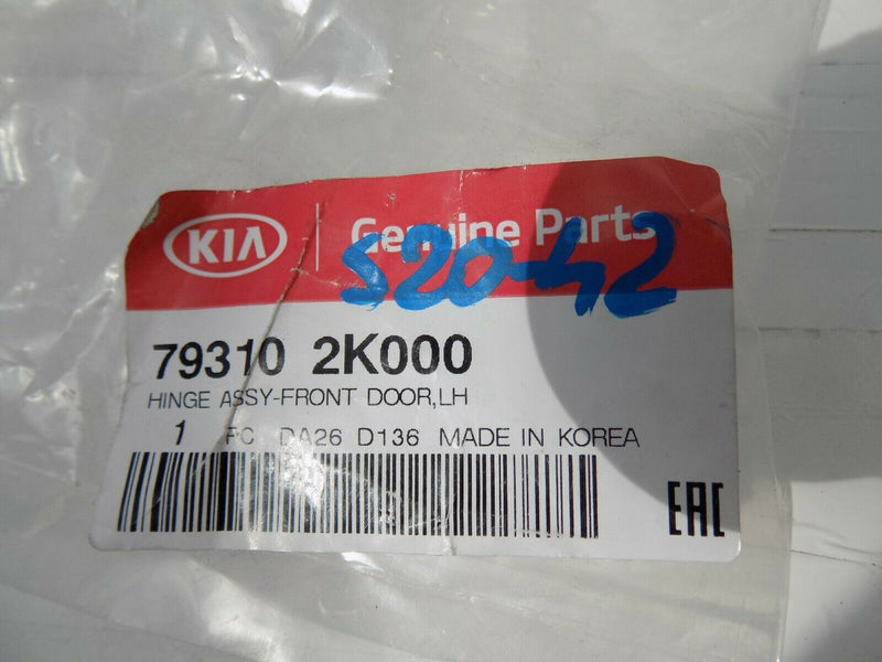 KIA SOUL 2013-2016 FRONT LEFT DOOR UPPER HINGE 79310 2K000 /S20-42