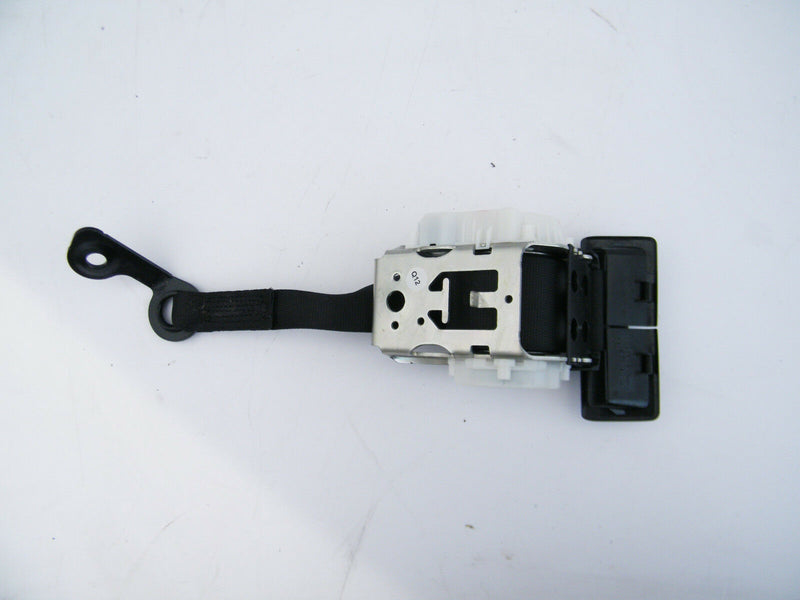 MERCEDES C-CLASS W204 2007-2014 CENTRE REAR SEAT BELT MIDDLE SIDE SEATBELT OEM