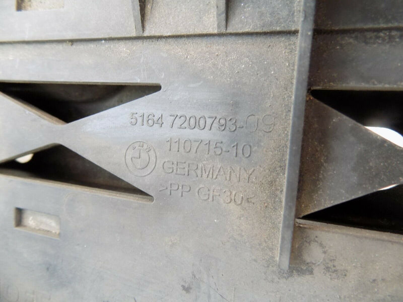 BMW 5 F10 F11 (2010-2016) N/S LEFT HEADLIGHT SUPPORT BRACKET GENUINE 7200793