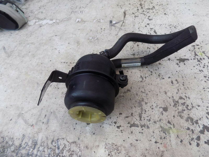 AUDI A4 B8 TFSI 2009-2015 POWER STEERING FLUID TANK + BRACKET 4F0422371D
