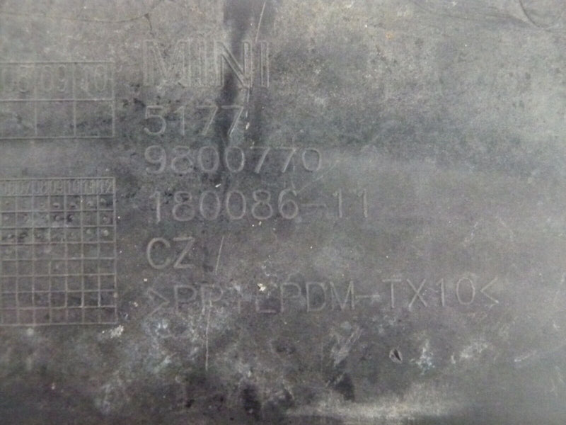 MINI COUNTRYMAN R60 LCI 2014-16 REAR RIGHT WHEEL ARCH TRIM 5177 9800770