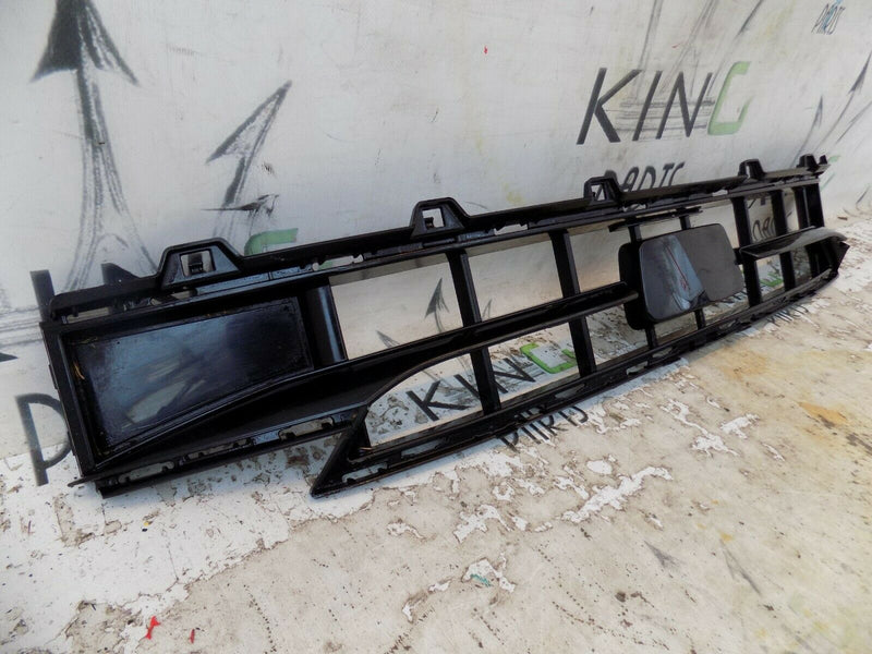 BMW 1 SERIES F40 116D 118D 118I 120DX LUXURY/SPORTLINE FRONT BUMPER CENTRE GRILL
