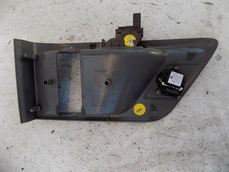 SEAT ALHAMBRA 2010-15 REAR RIGHT HANDLE WITH SPEAKER & WINDOW SWITCH 7N0868162A