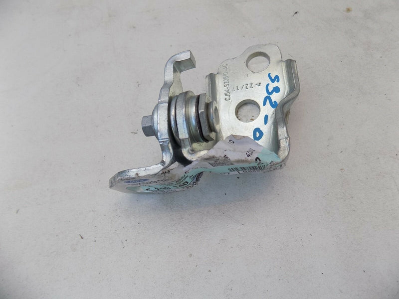 Ford Kuga 2012-2017 front right door lower door hinge 5199140 (S32-04)