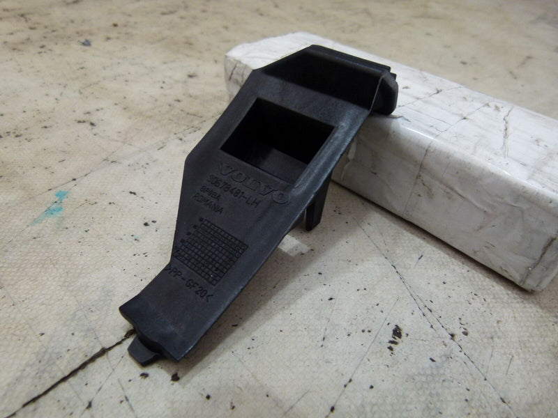 VOLVO S40 MK2 2004-2007 FRONT BUMPER LEFT BRACKET GENUINE 30678481