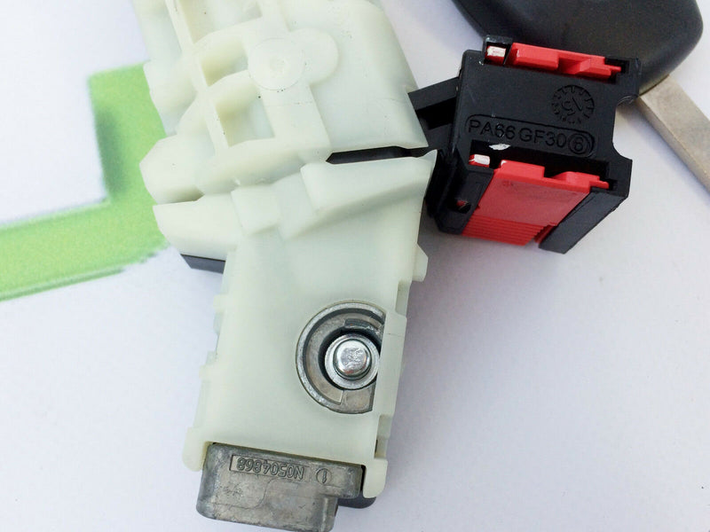 RENAULT TWINGO KEYS SET REMOTE 2 KEY 2 BUTTON IGNITION SWITCH DOOR LOCK N0504858