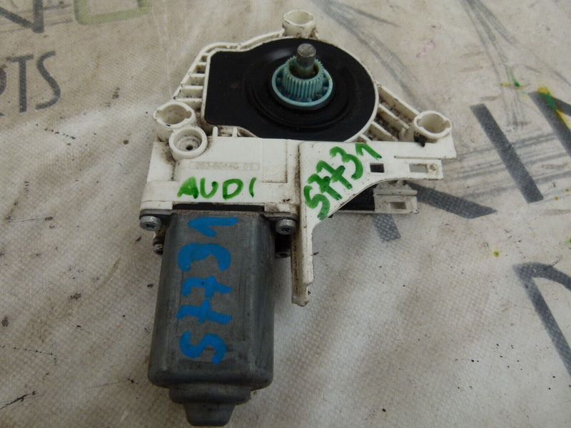 AUDI A4 B8 8K 2007-11 FRONT RIGHT DOOR WINDOW MOTOR GENUINE 8K0959802