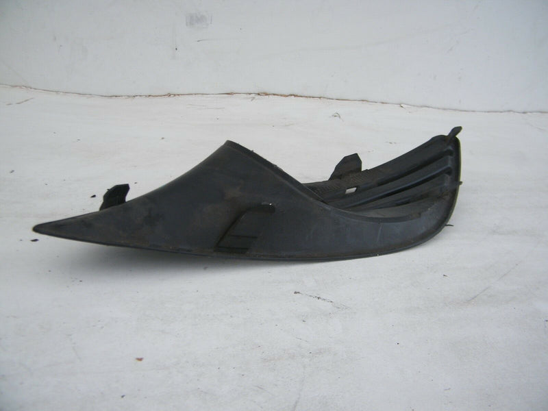 Ford Focus 2008-2010 Front Left Bumper Fog Light Grille Trim 8M5119953AE (S15-04