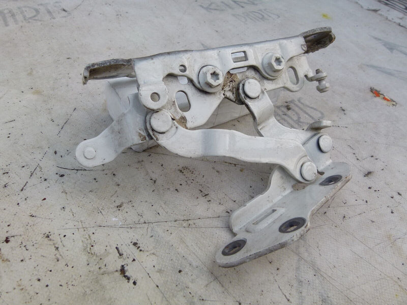 MERCEDES C W204 2007-11 BONNET HOOD LEFT SIDE HINGE GENUINE A2048800728