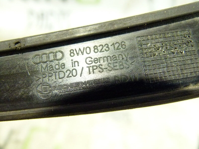 AUDI A4 S4 8W B9 2016-ON RIGHT OUTER SEAL ENGINE BONNET GENUINE 8W0823126