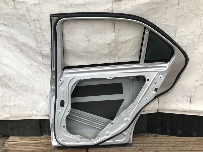 MERCEDES W212 2010-2015 SALOON GENUINE REAR DOOR SHELL PANEL RIGHT SIDE