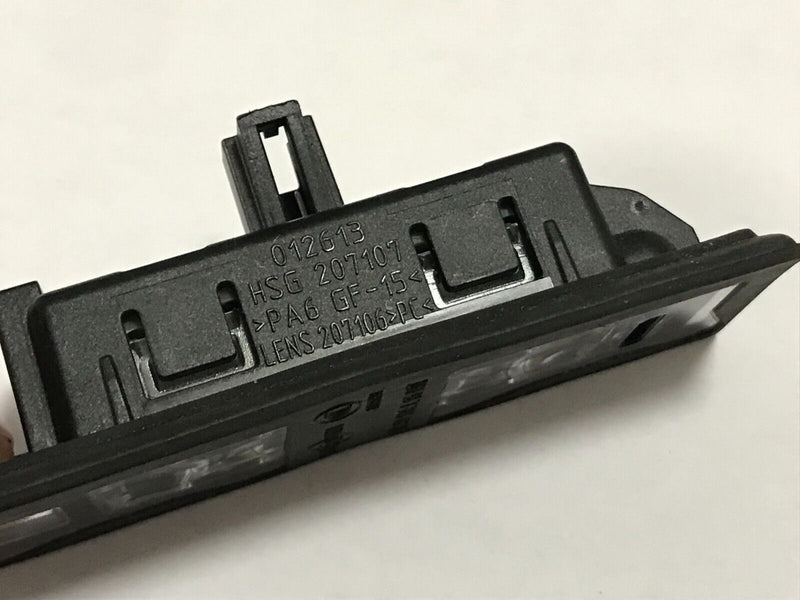 AUDI Q5 (S-LINE) 2017-ON *NEW GENUINE REAR LICENSE NUMBER PLATE LIGHT 8W6943021A