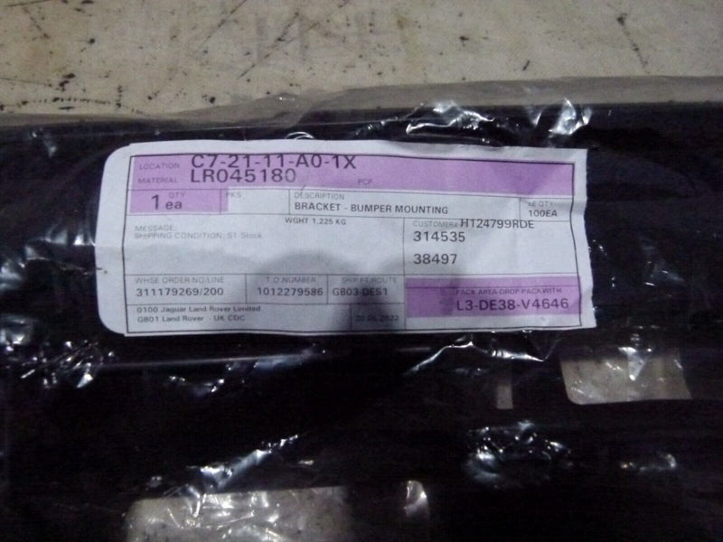 RANGE ROVER SPORT II 2013-17 REAR BUMPER MOUNTING GENUINE LR045180