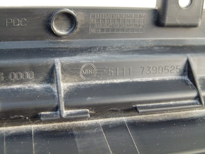 MINI COUNTRYMAN F60 2017-21 FRONT BUMPER LOWER GRILLE GENUINE 7390525